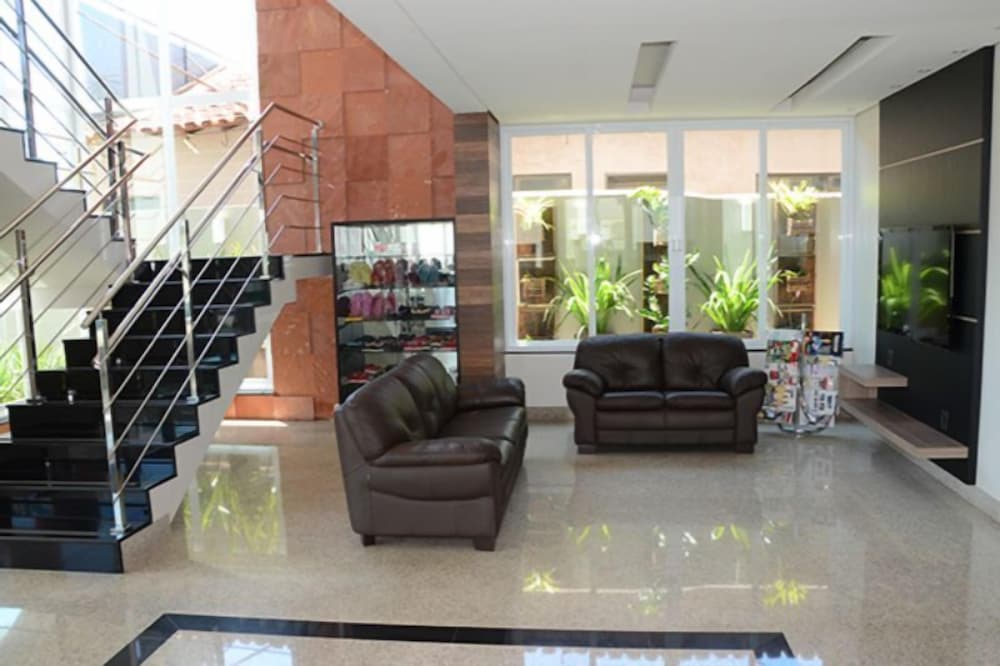Hotel Nacional Jatai 12/20