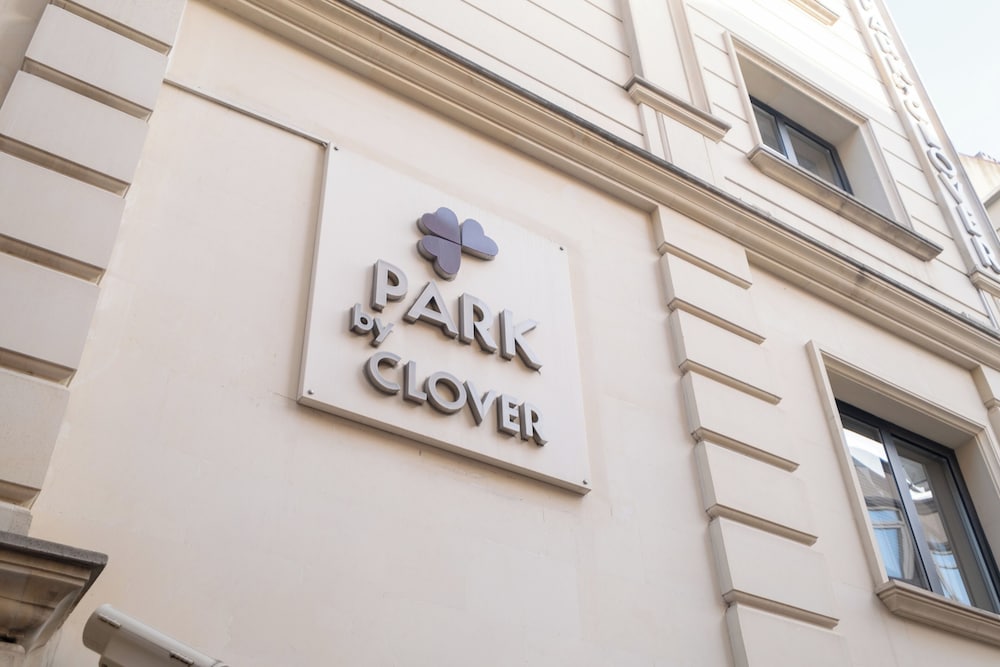 Park By Clover Hotel 2/60