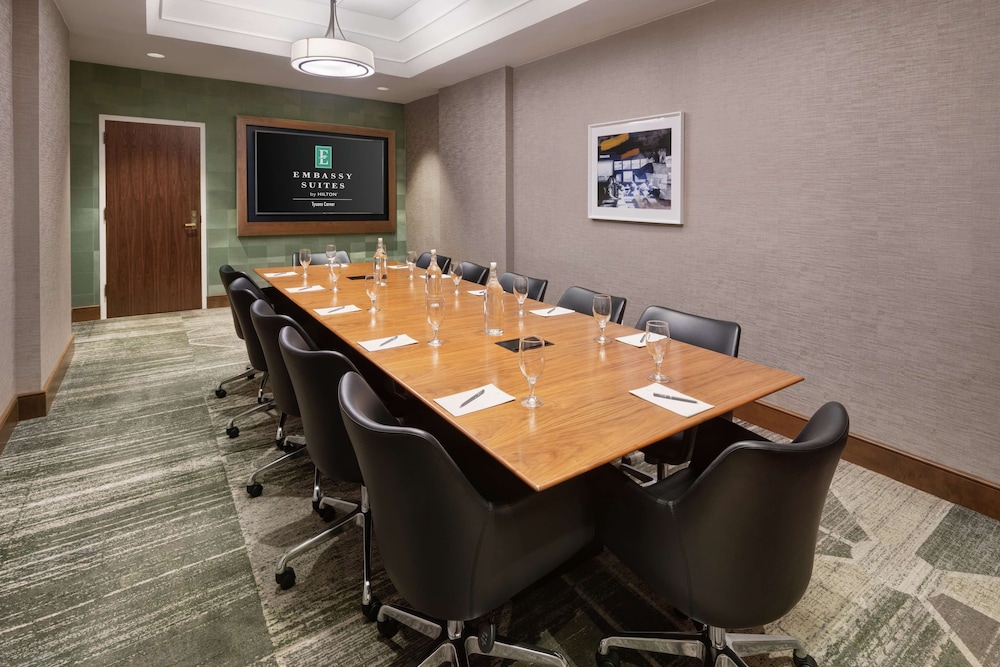 Embassy Suites Tysons Corner 37/44