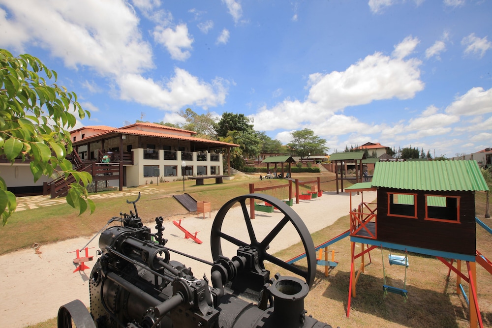 HOTEL FAZENDA MONTE CASTELO 30/40