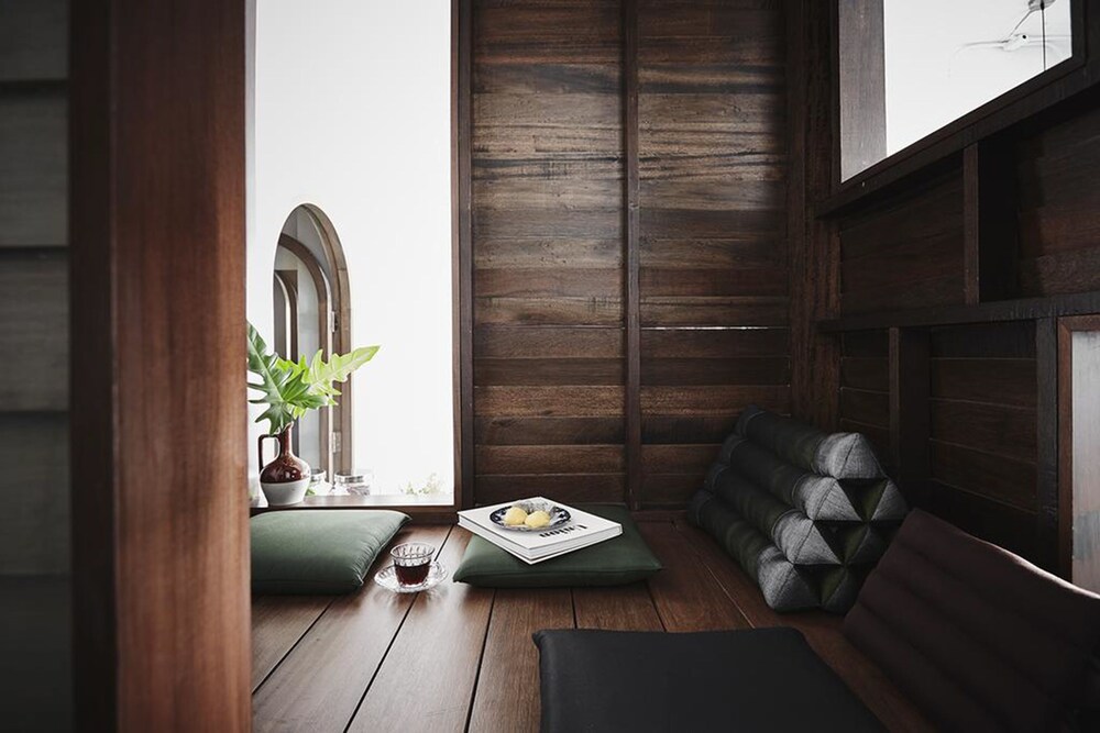 Ob-Oon Boutique Hotel 50/50