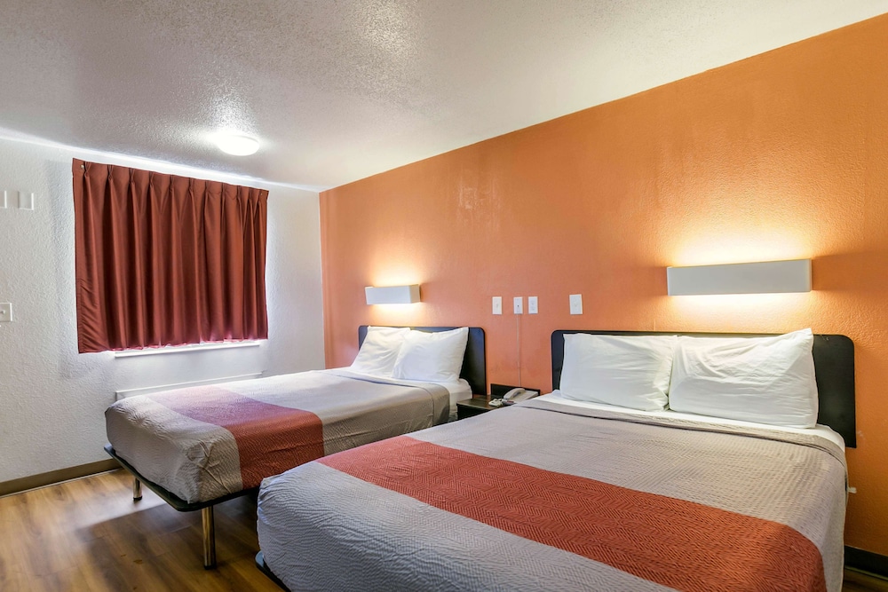 Motel6 Dothan, AL 13/36