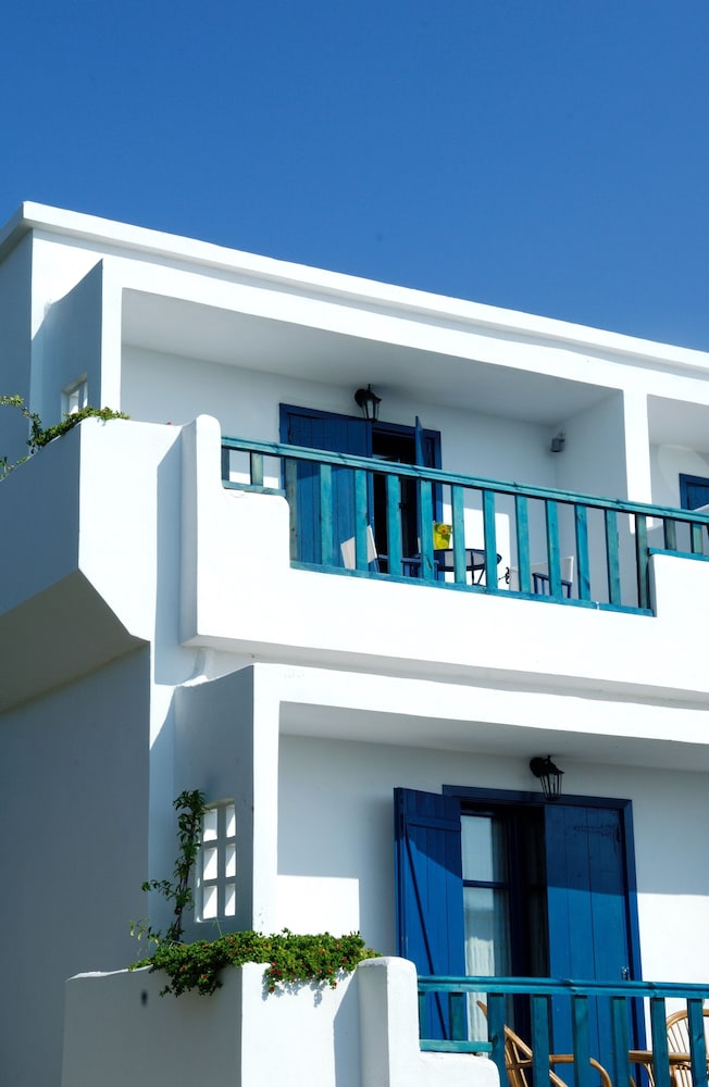 Agionissi Resort 1/50