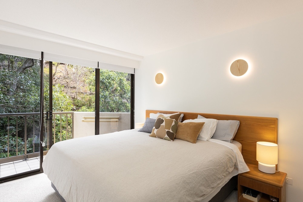 1 BEDROOM, APARTMENT
