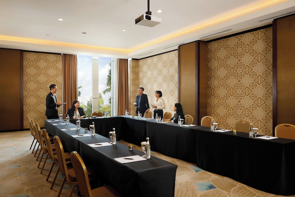 RESINDA HOTEL KARAWANG, MANAGED BY PADMA HOTELS 9/67