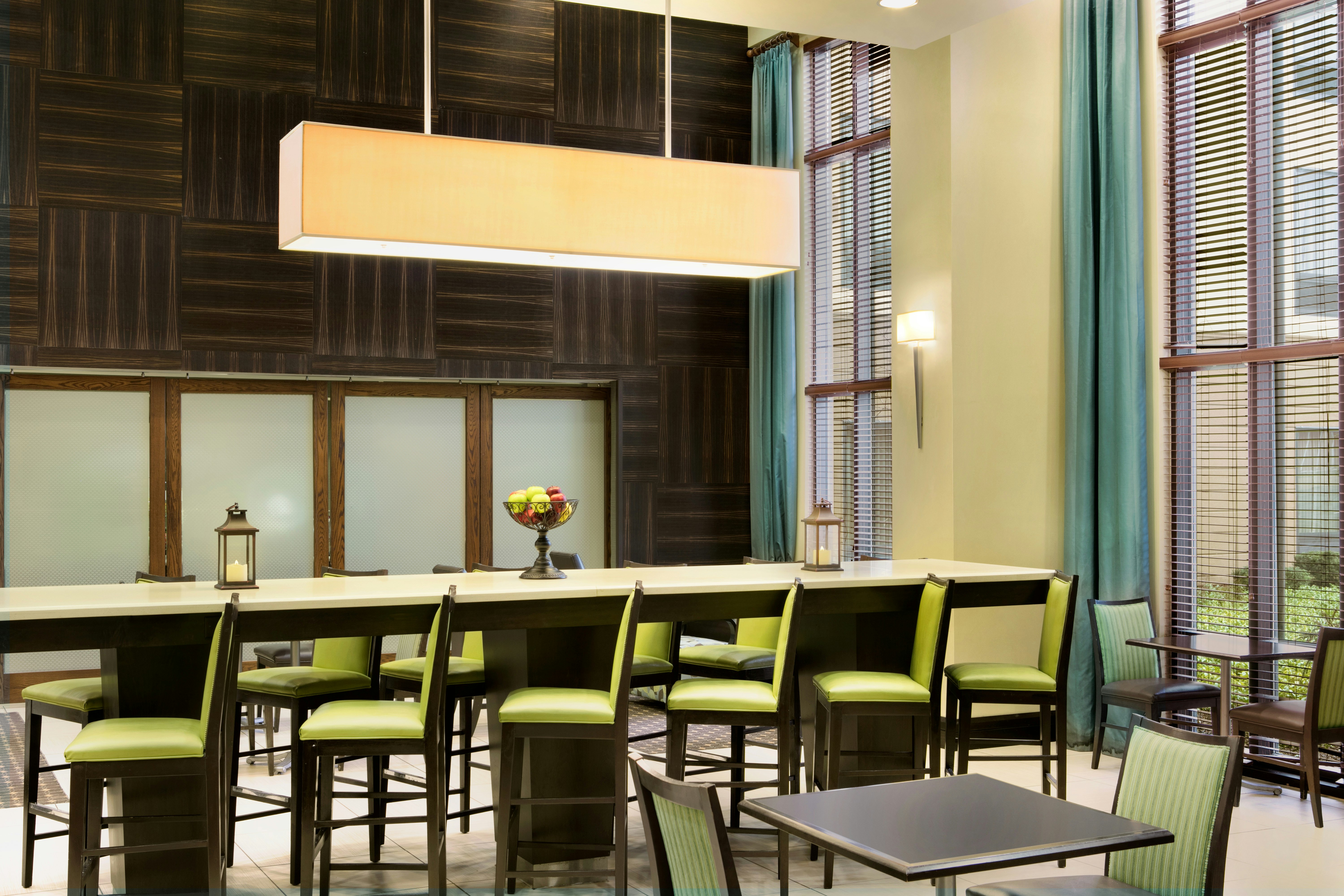 Hampton Inn & Suites Mahwah 31/60