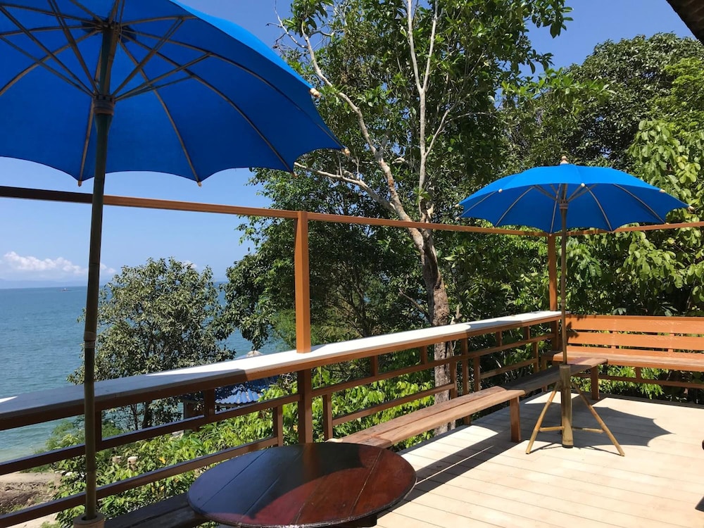 Koh Chang Resort Ranong 26/50