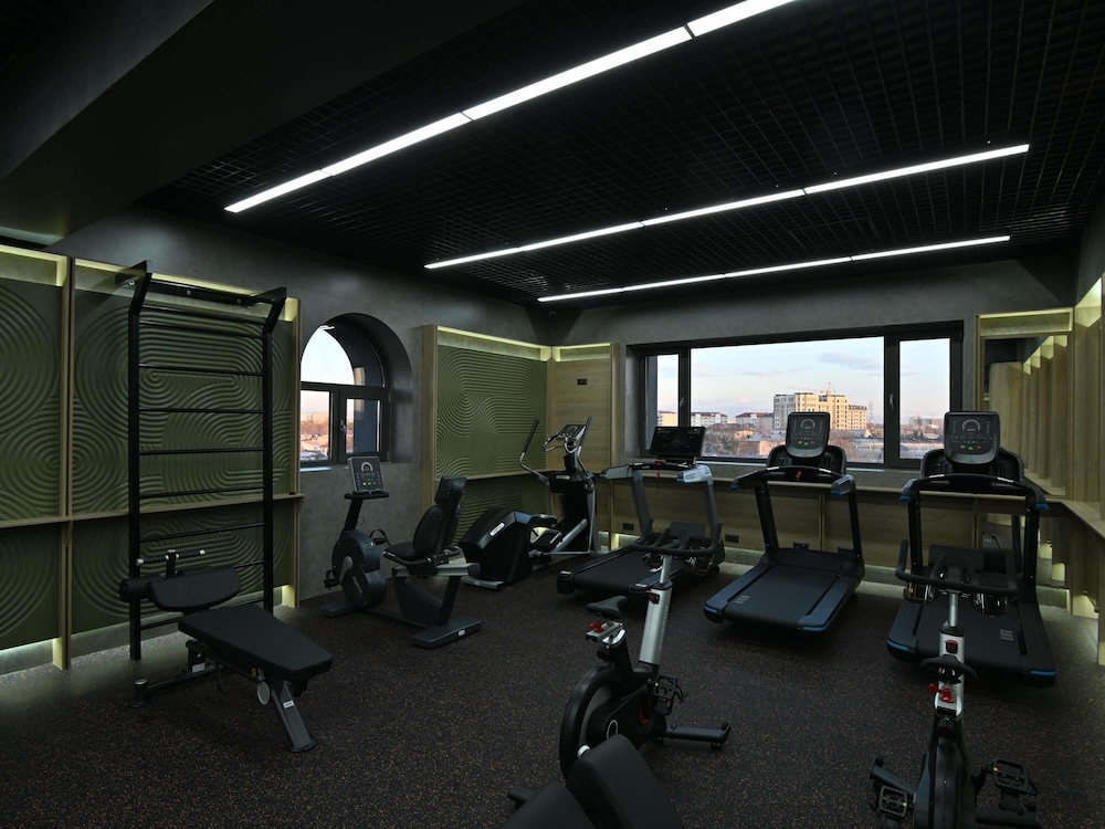 Mercure Tashkent North 69/90