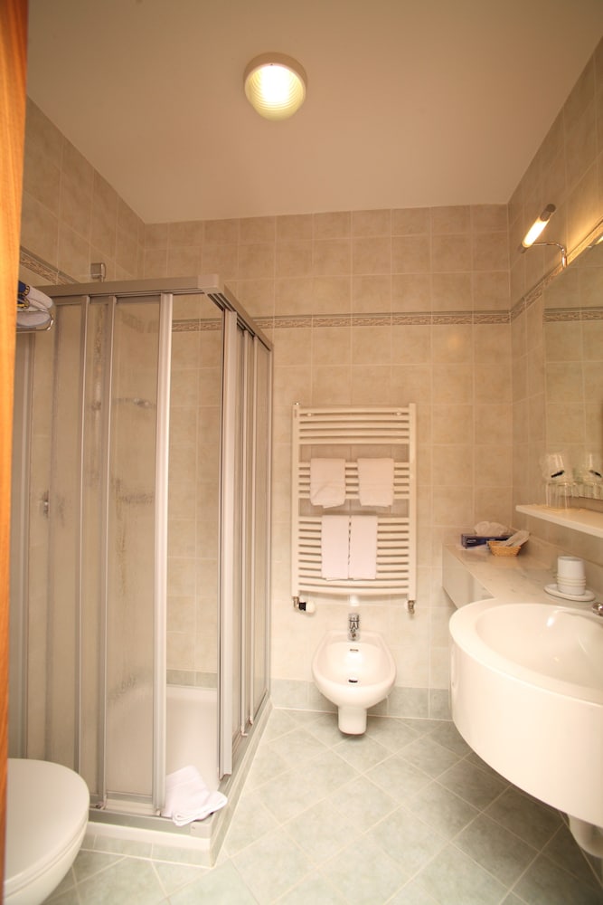 Hotel Bagni Di Salomone 26/72