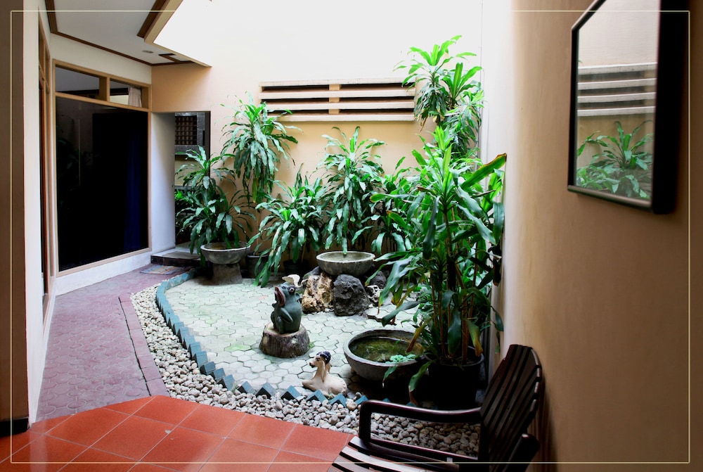 Pondok Asri Family Guest House 37/53