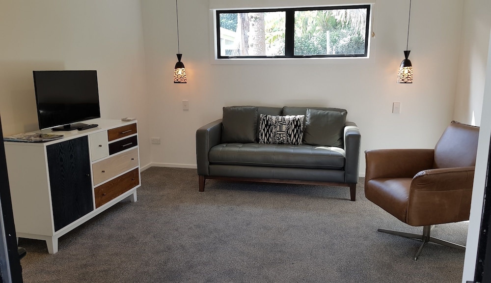 BEACH HOUSE KAWAU ISLAND 21/51