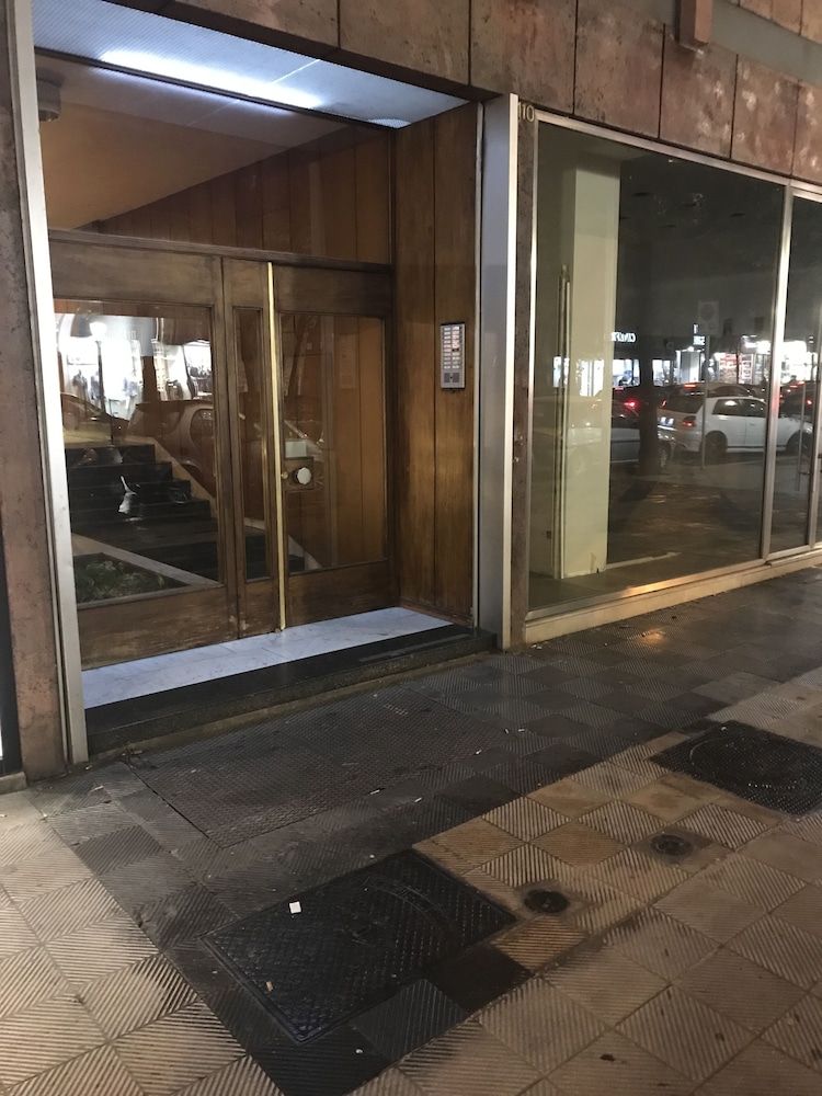 Room 110 25/50
