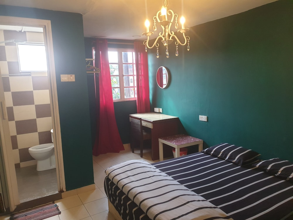 CITY INN HOTEL 26/33