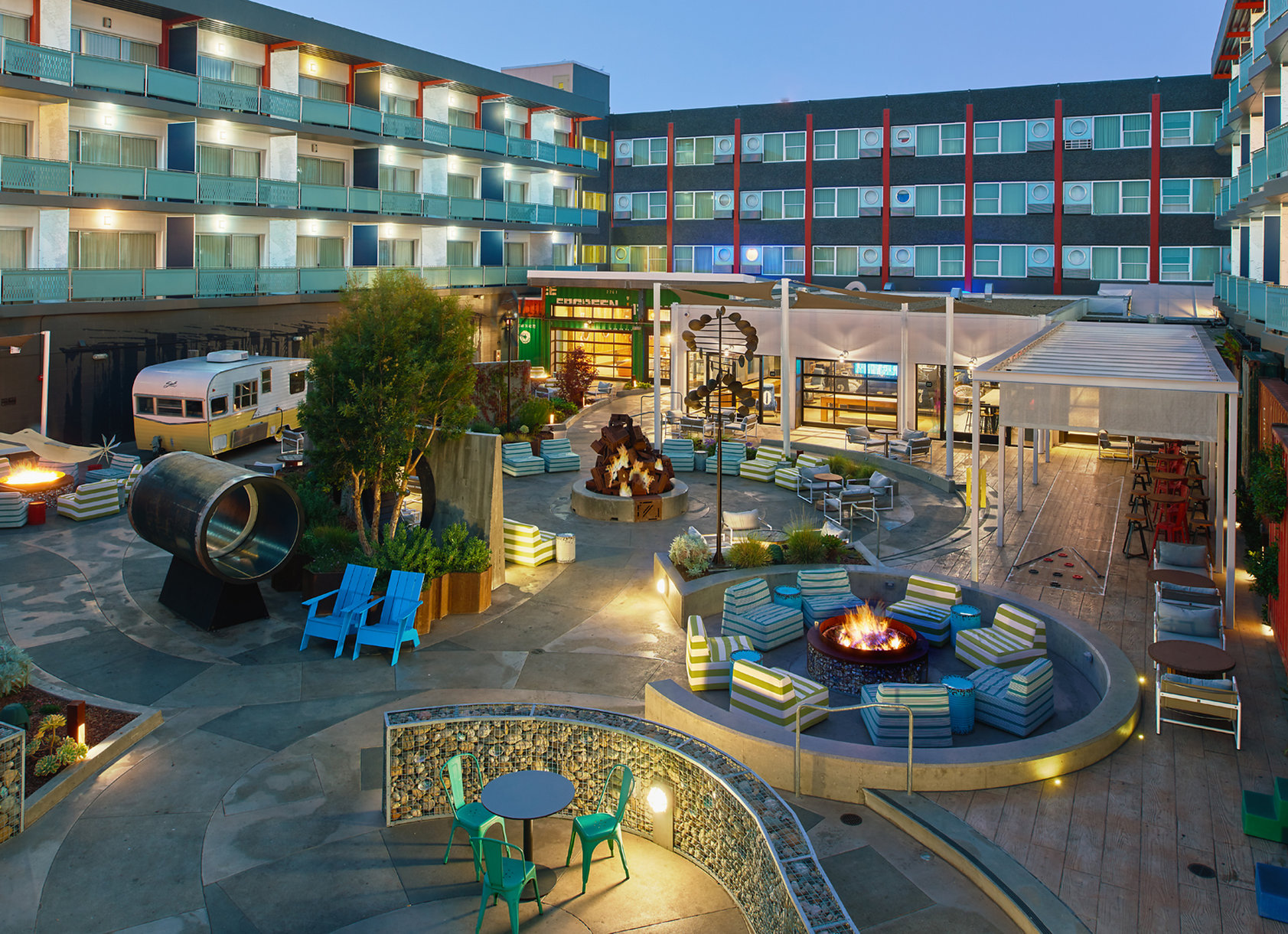 Hotel Zephyr 46/51