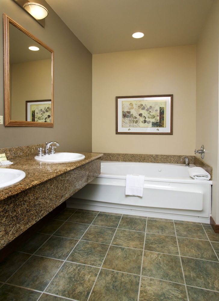 The Lodge at Cedar River Shanty Creek Resort 23/23