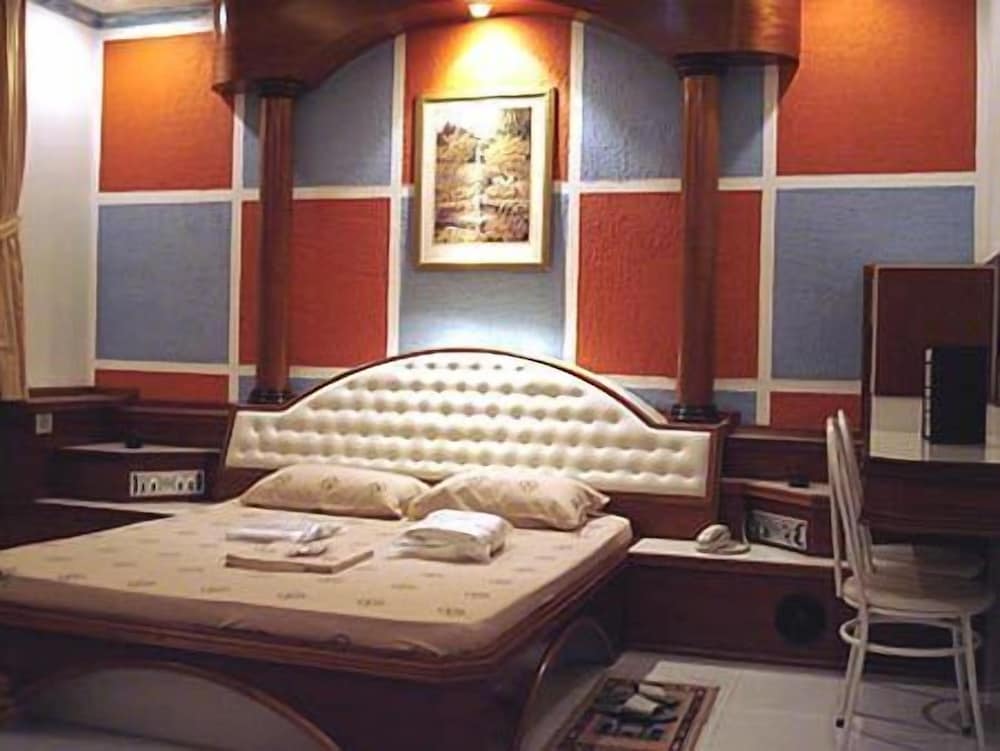 North Palace Hotel 16/37