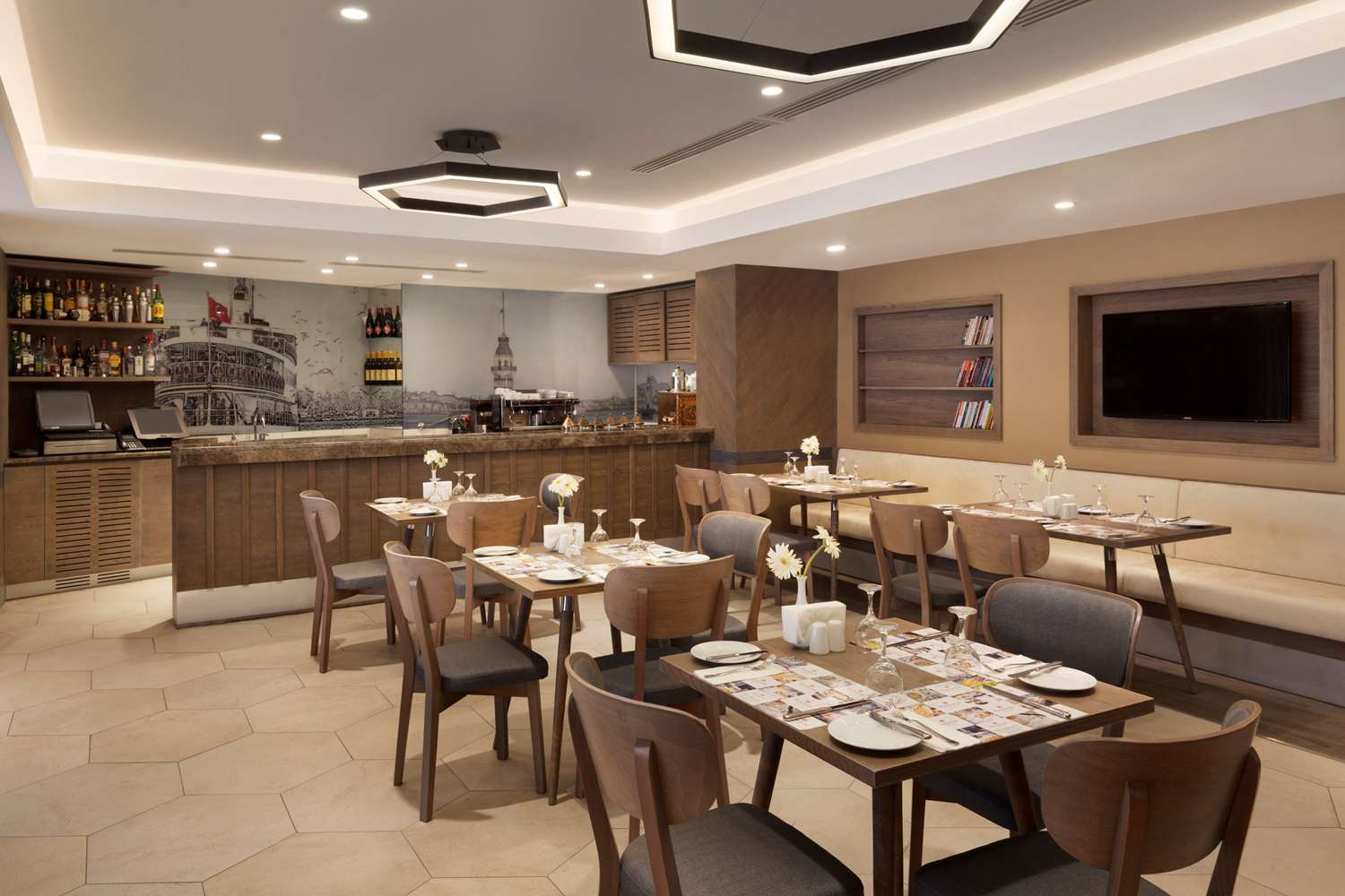 Ramada by Wyndham Istanbul Old City 49/55