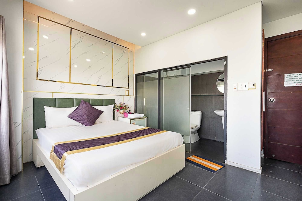 Collection O Duc Dat Hotel - Go Vap District 18/23