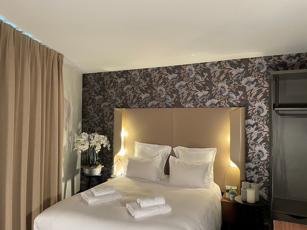 Park Hotel 23/73