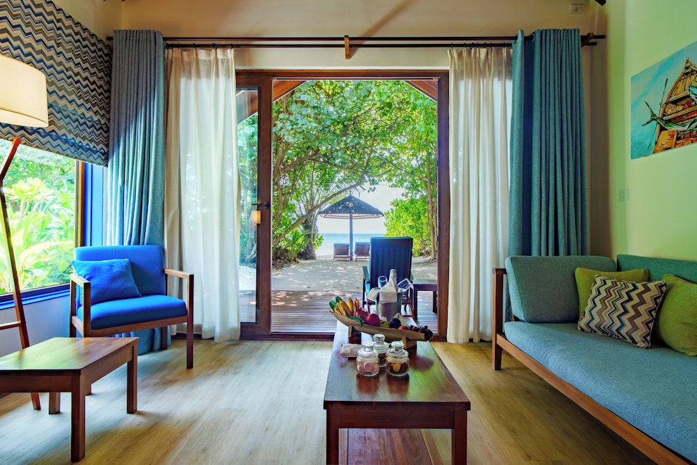 Reethi Faru Resort 91/114