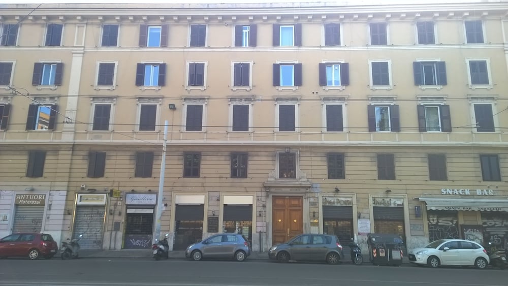 Le Stanze Di Elle 1/50