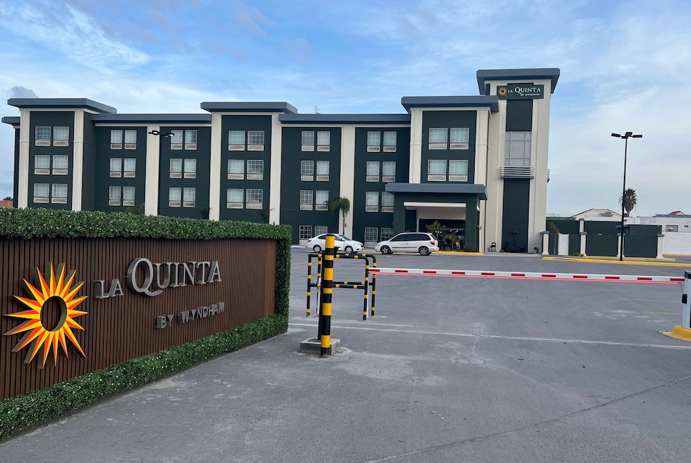 La Quinta by Wyndham Reynosa 52/58
