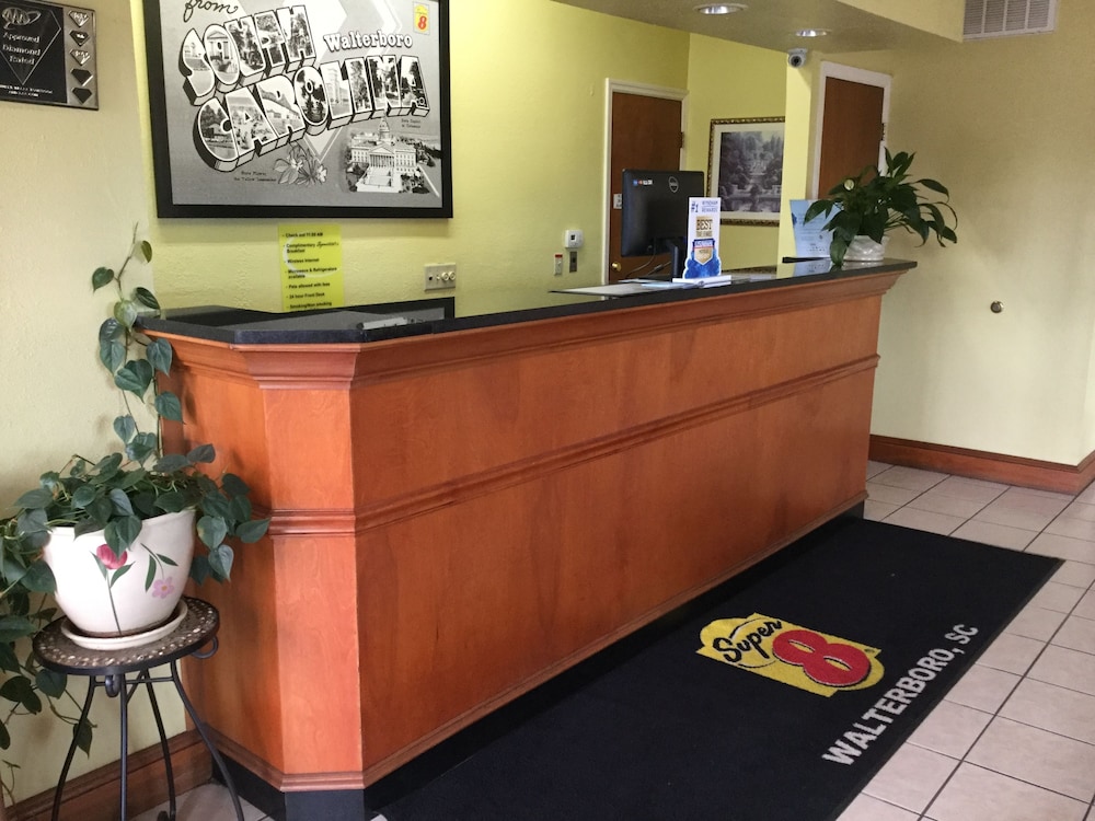 Super 8 by Wyndham Walterboro 4/16