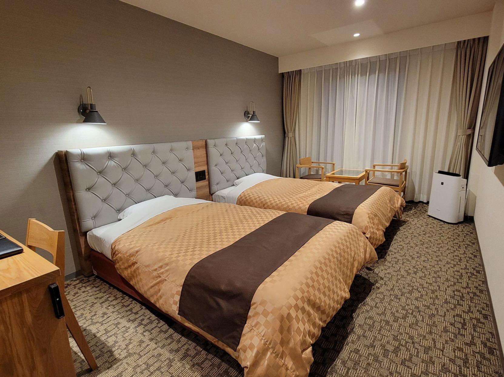 Design, 2 Double Beds