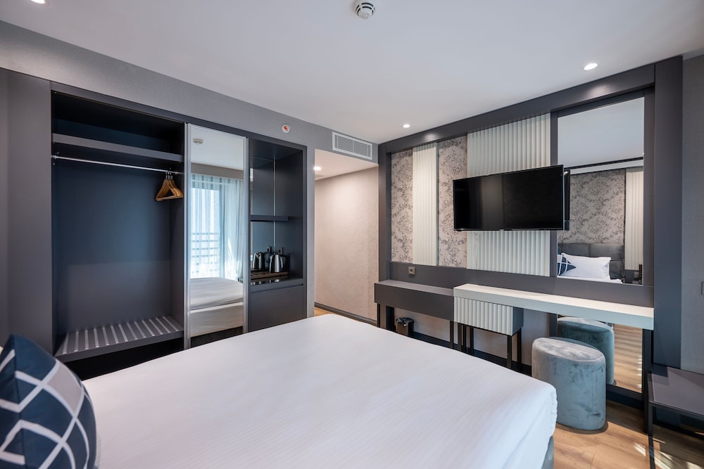 Four Points Express by Sheraton Antalya Lara 5/27