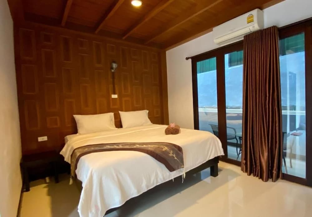 Lipe Inn 10/24