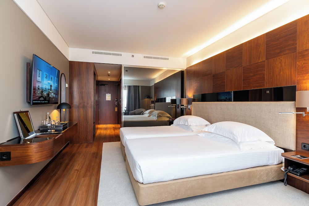 Executive Twin Room High Floor