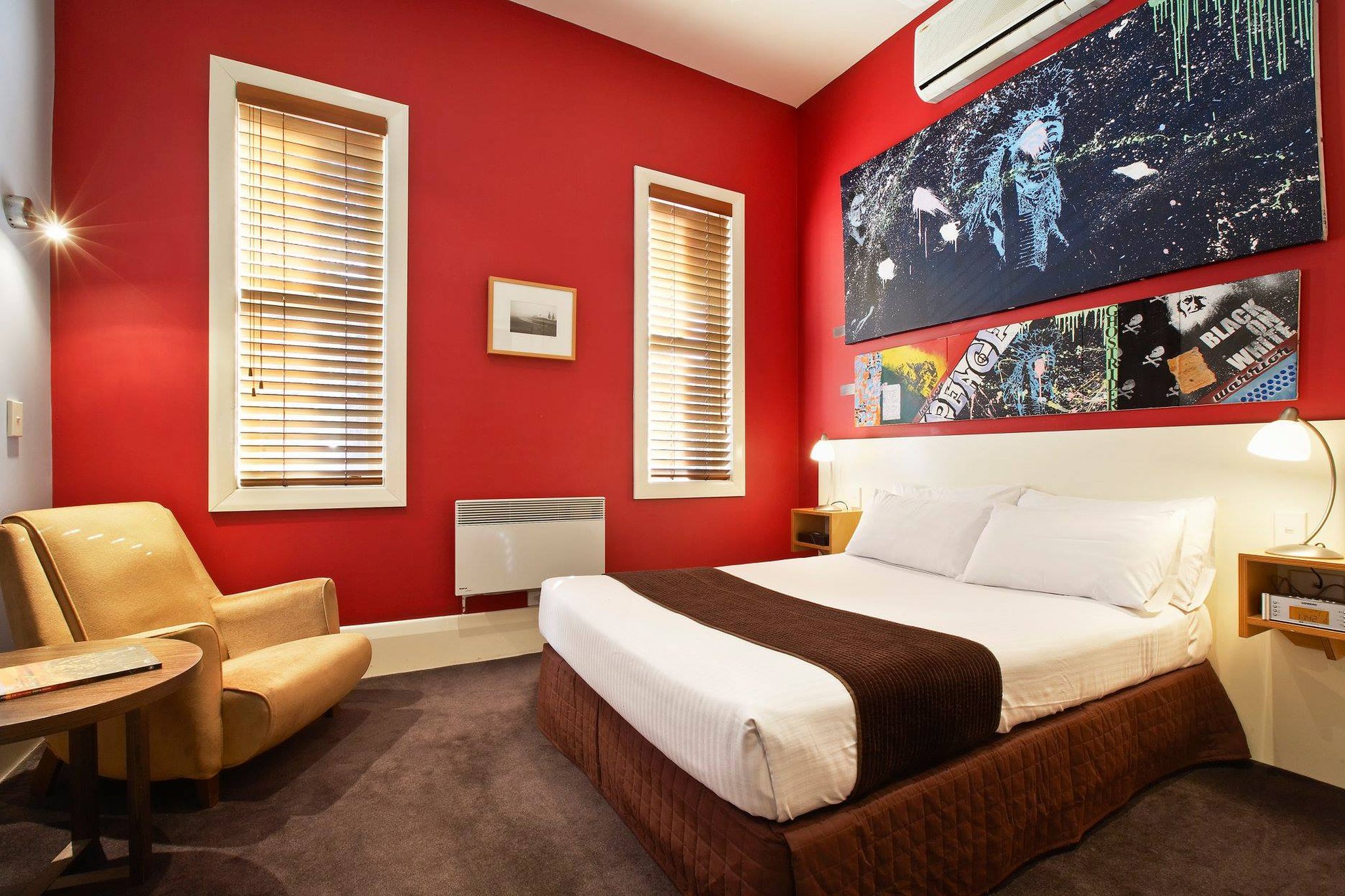 Tolarno Hotel 24/52
