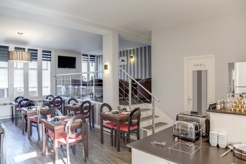Hotel Le Charleston 54/75
