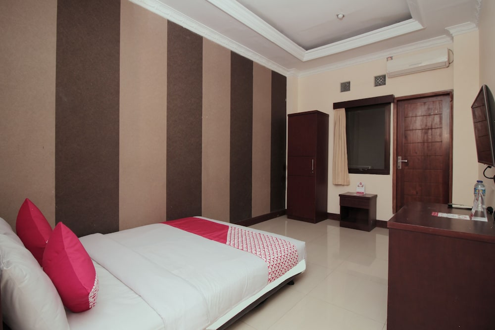 Oyo 230 Maleo Residence 42/55
