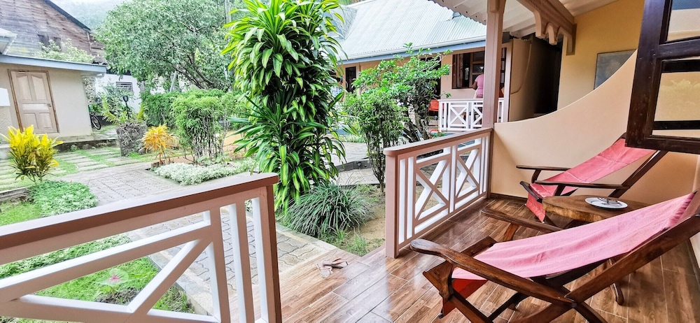 Bernique Guest House 16/22