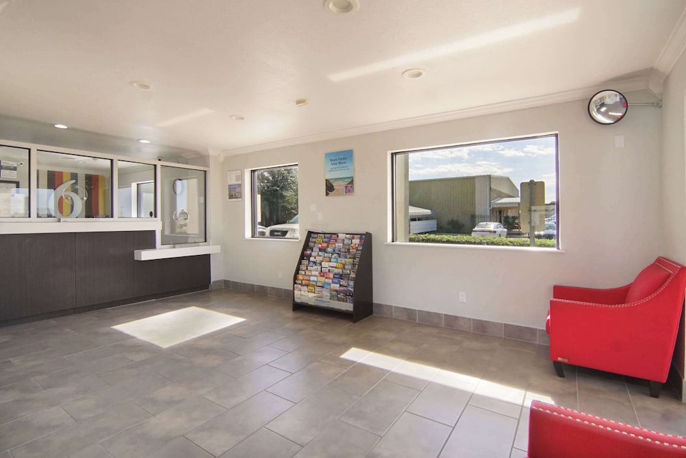 Motel6 Lancaster, TX - DeSoto - Lancaster 11/50