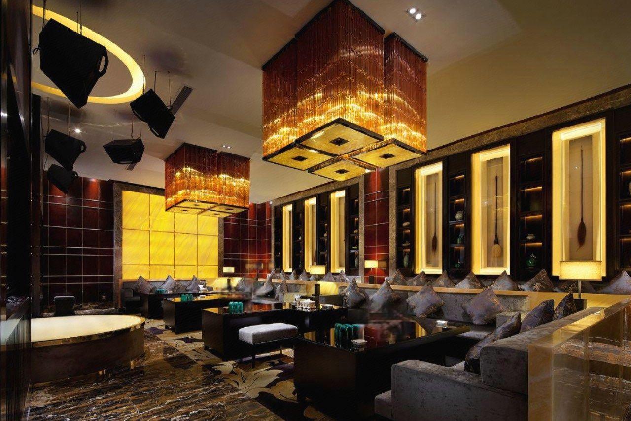 Guolong Hotel 30/33