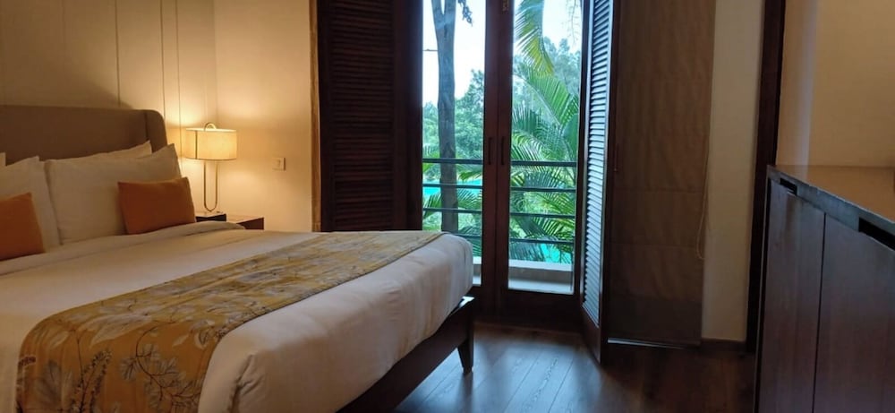 1 BEDROOM, GRAND, SUITE