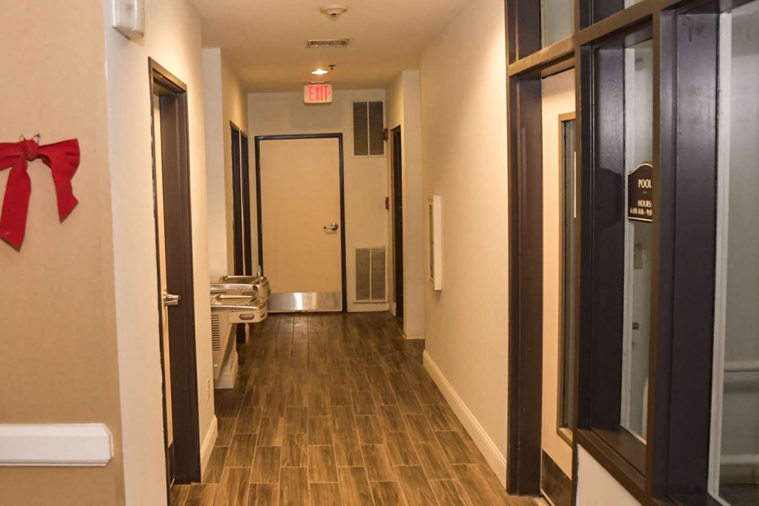 Sleep Inn & Suites Laurel near Fort Meade 15/20