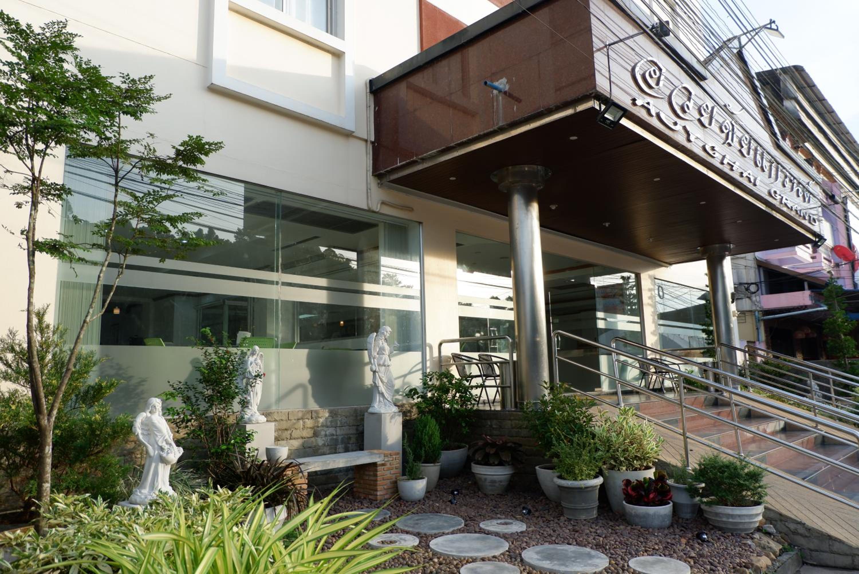 Auychai Grand Hotel 5/50