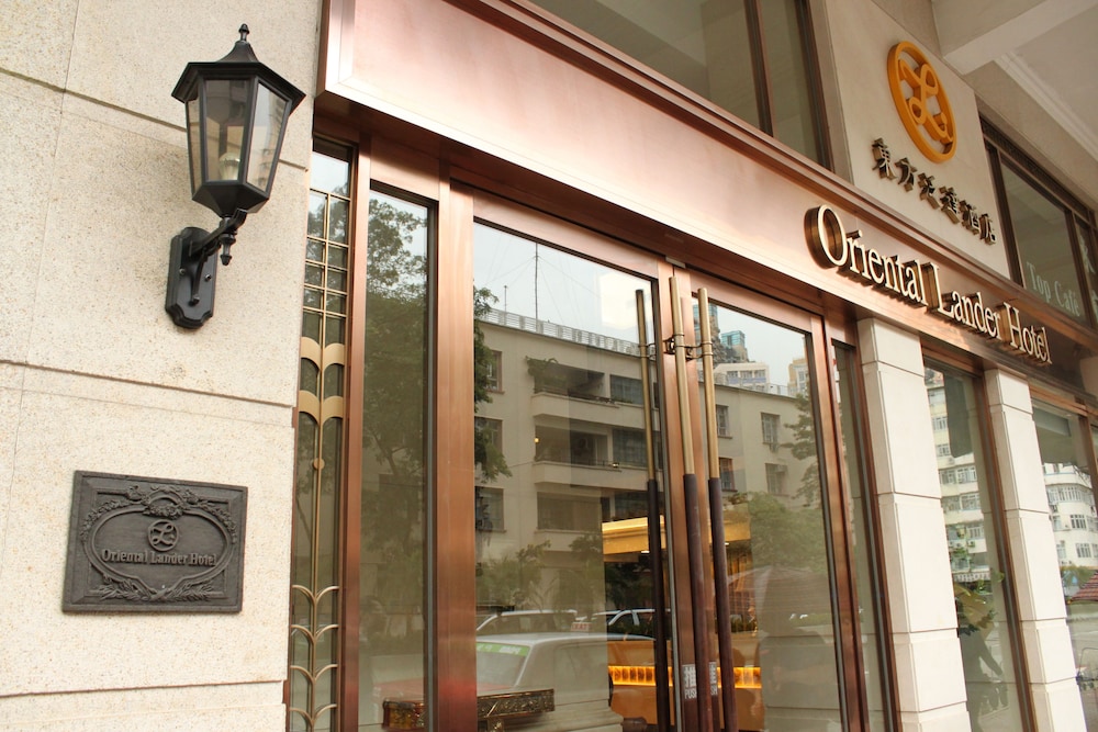 ORIENTAL LANDER HOTEL 3/41