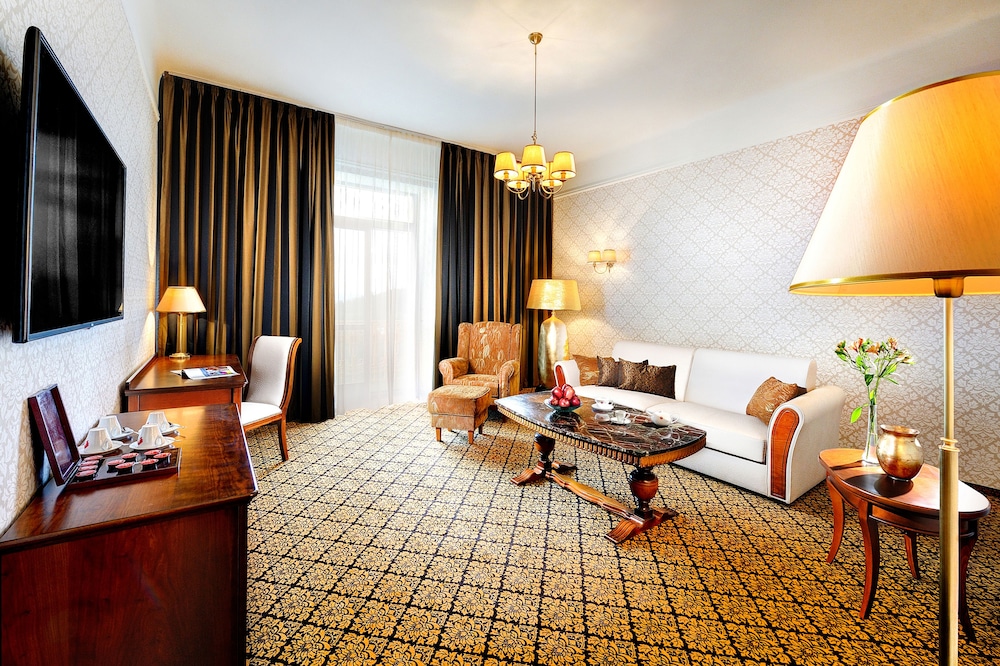 Grandhotel Praha 9/32
