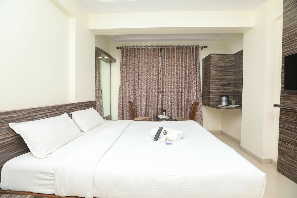 Hotel Midtown Andheri 13/34