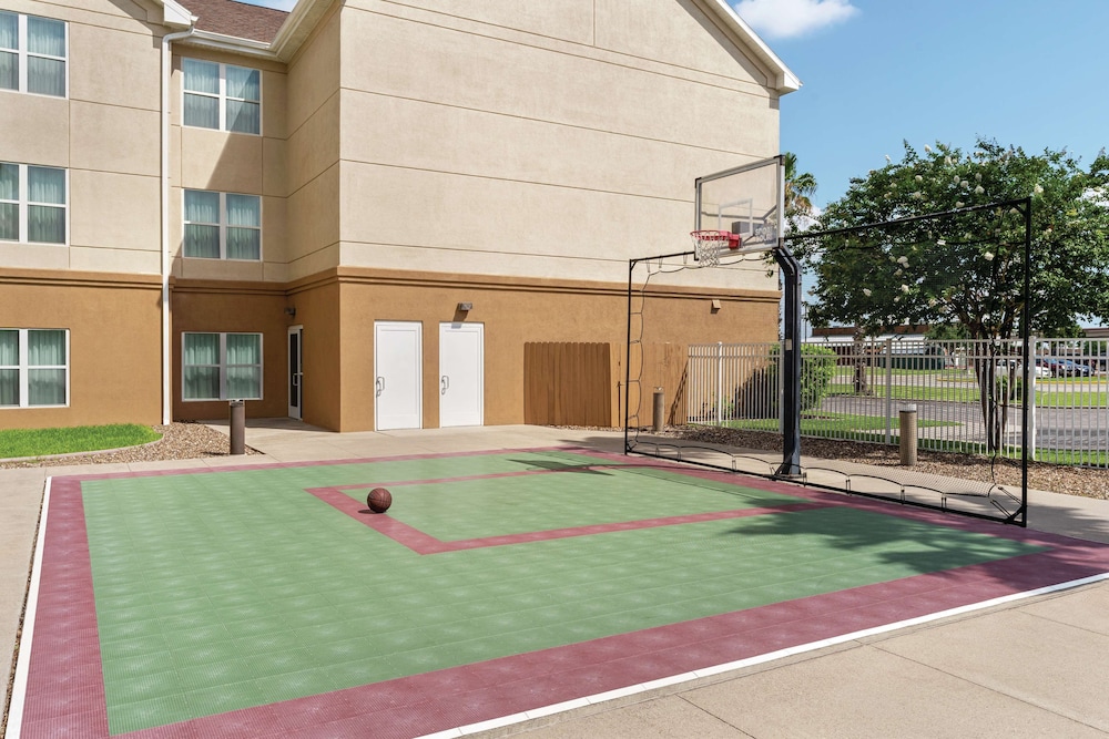 sport_facililities