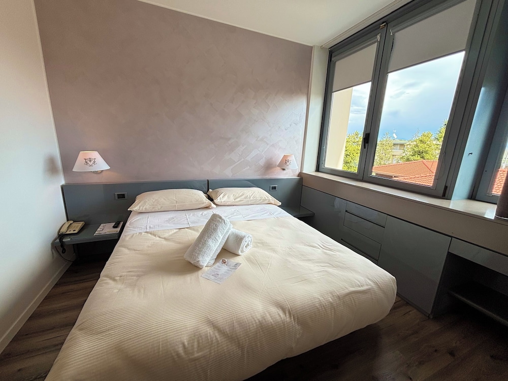 Hotel Alfieri 14/76