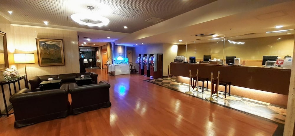 Diamond Hotel 10/50