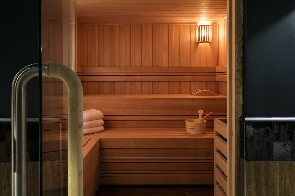 Hotel & Spa Royal Madeleine 42/77