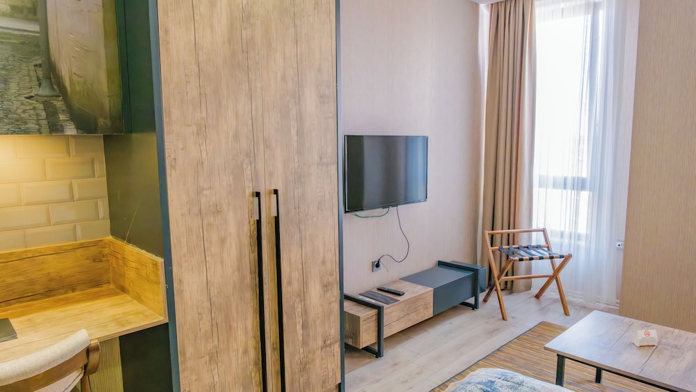 Shimall Hotel 35/44