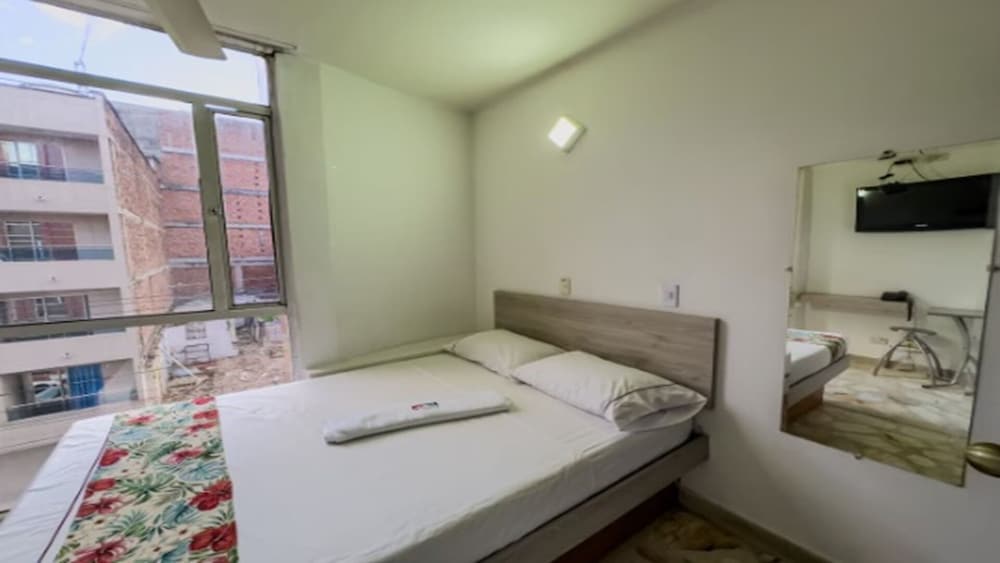 Hotel Macedonia Plaza 15/25