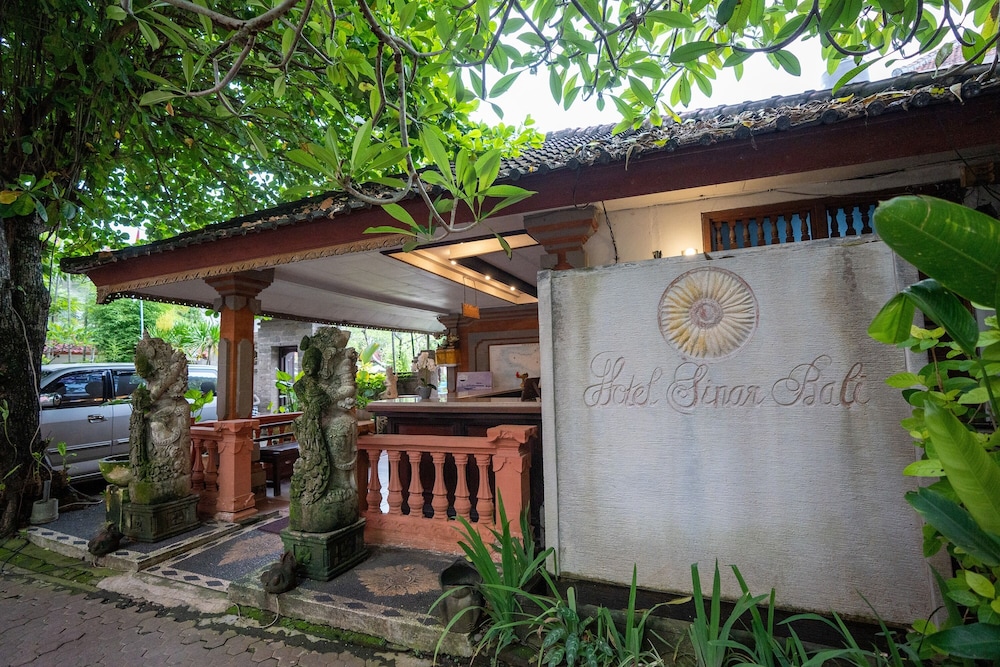 Sinar Bali in Legian